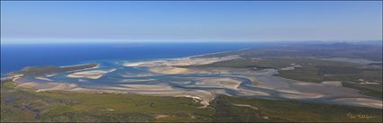 Corio Bay - Byfield National Park - Yeppoon - QLD (PBH4 00 18595)